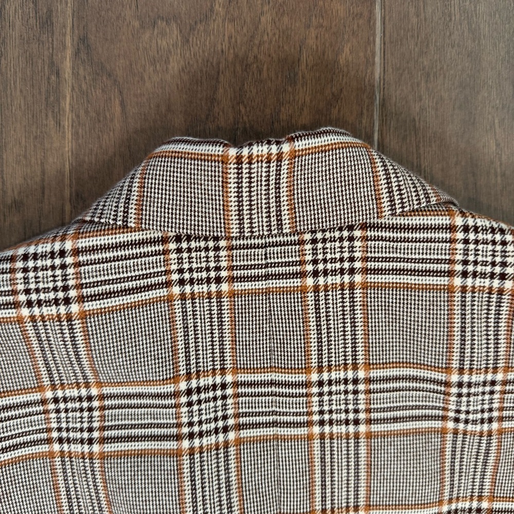Urban Outfitters Double-Breasted Plaid Blazer - Picture 14 of 15